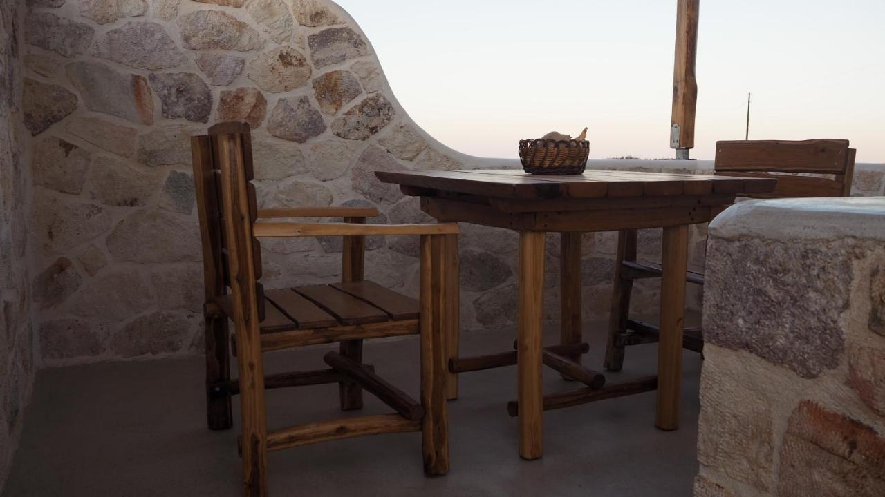 Ataraxia- Stonebuilt Studios And Apartments Kímolos Extérieur photo
